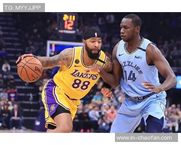 关键时刻表现不佳卢指导强调前场篮板的重要性